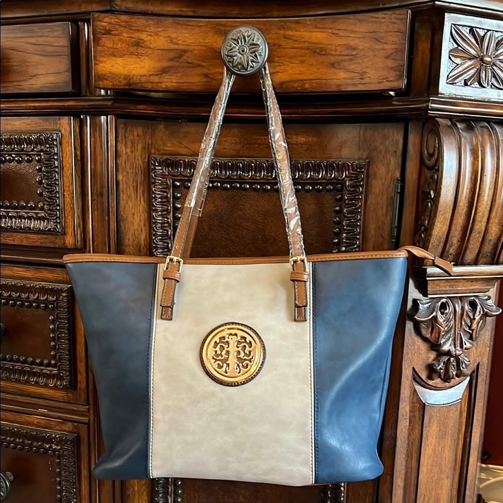 NEW Elegant Two-Tone Tote Bag